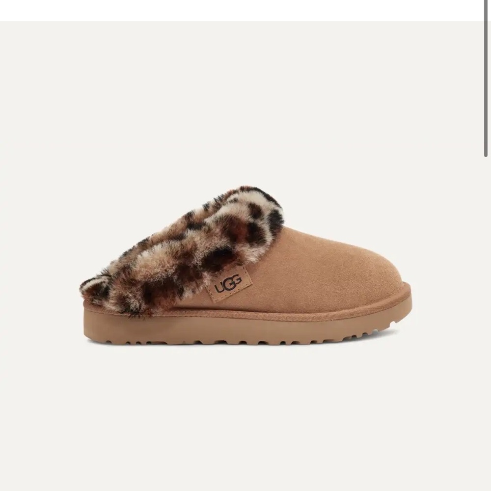 UGG Women's Chestnut Leopard Slipper